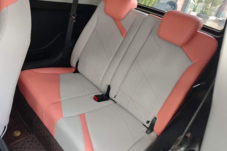 Used Chery QQ Little Ant 2022 Sweet Pink Edition Half-Sugar Version 3-Cell Lithium 30kW 301km