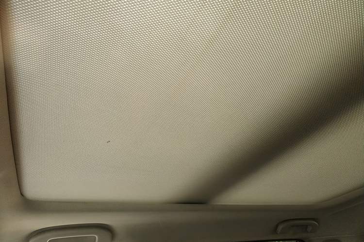 Used Venucia T60 2020 1.6L Manual Smart Vision Version China VI Standard
