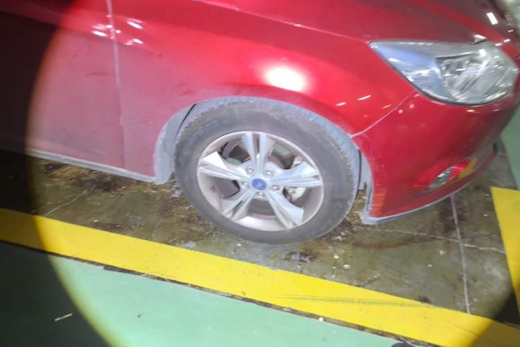 Used Ford Focus 2012 Hatchback 1.6L Automatic Fashion Edition