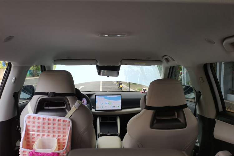 Used BYD Yuan UP 2025 Intelligent Driving Version 401 KM Dynamic Edition
