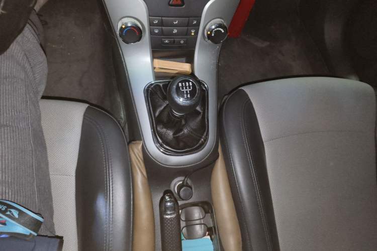 Used Chevrolet Cruze 2012 1.6L SL MT
