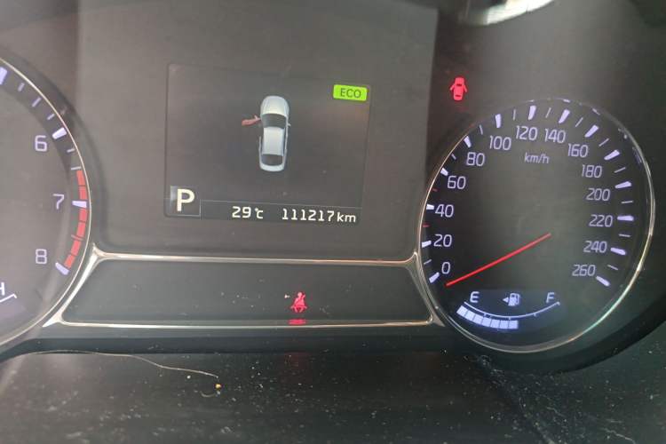 Used Kia K5 2015 2.0L Automatic LUX Odometer Close Up