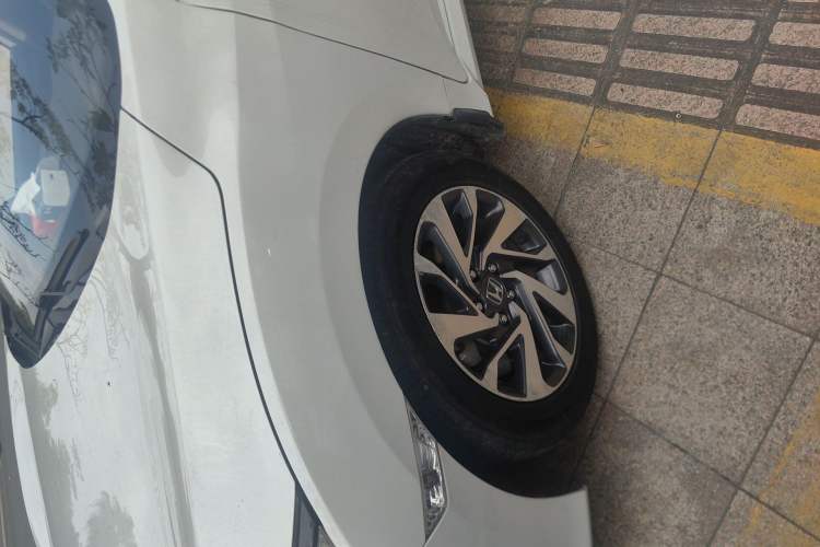 Used Honda Civic 2019 180TURBO CVT Shangyue Edition China VI Emission Standard Left Front Wheel Hub