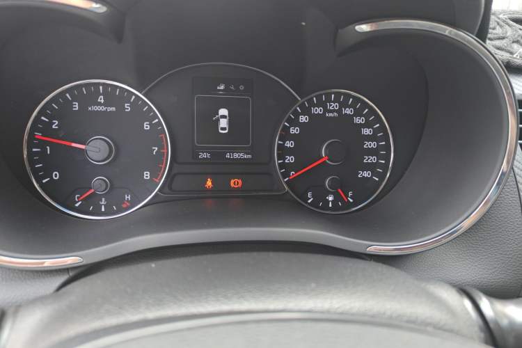 Used Kia K3 2016 1.6L Manual GL Odometer Close Up