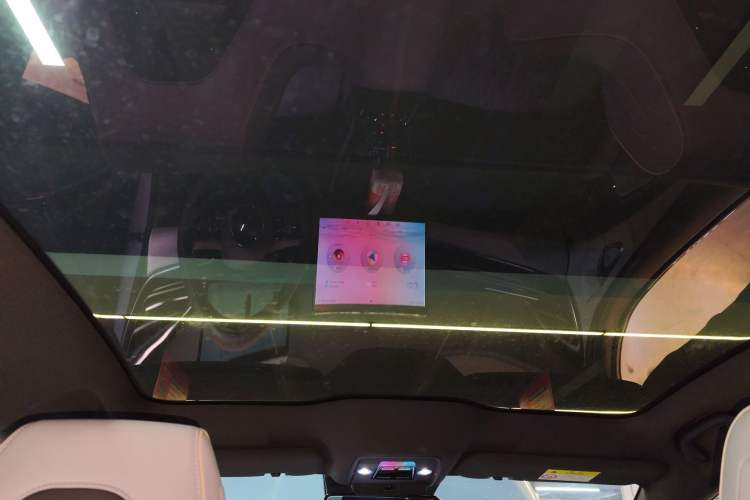 Used BYD Seal 2022 700 km Long-Range Rear-Wheel-Drive Version Headliner