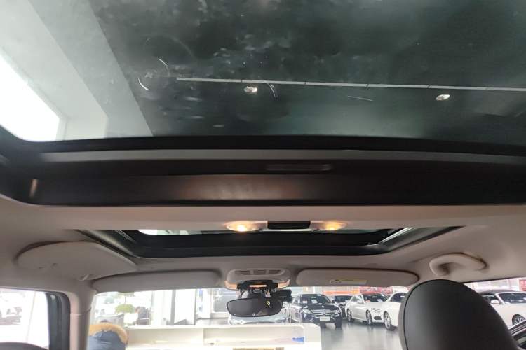 Used MINI Countryman 2019 1.5T COOPER Artist Weekend Travel Edition Headliner