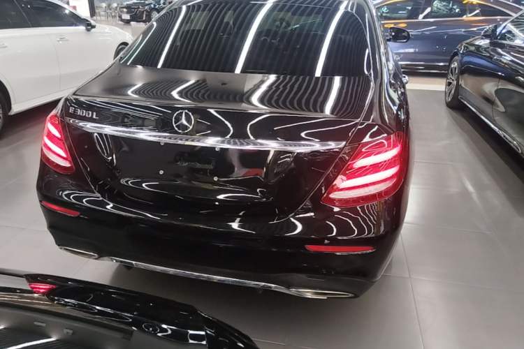 Used Mercedes-Benz E-Class 2018 Restyled E 300 L Sport Luxury Edition
