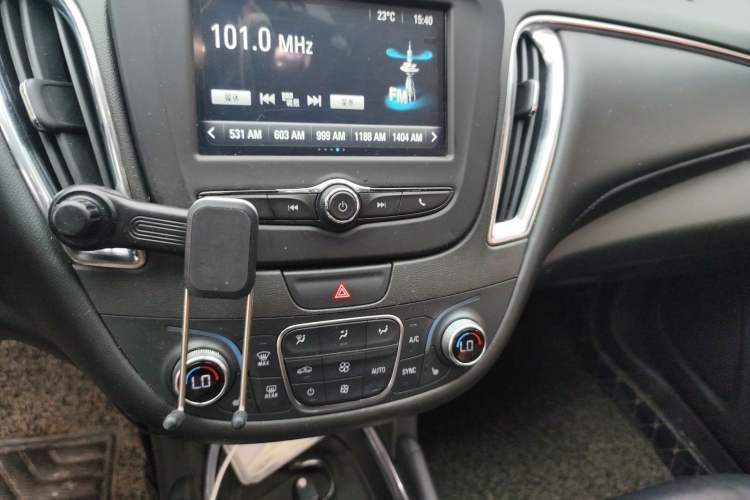 Used Chevrolet Malibu XL 2018 530T Automatic RuiChi Edition Audio And AC Panel