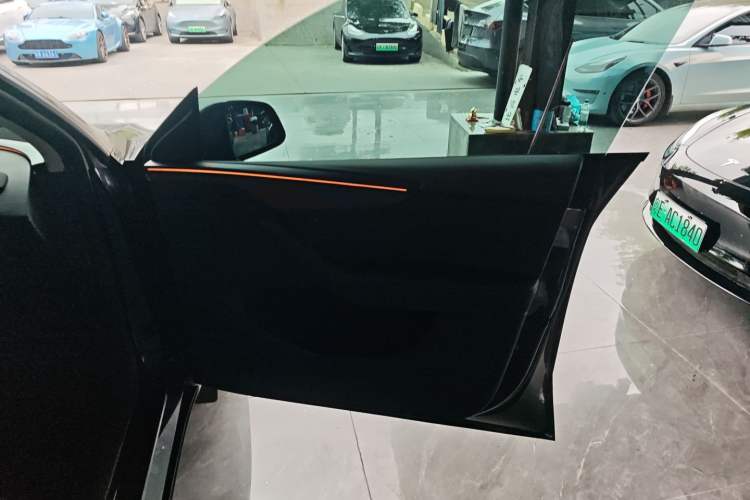 Used Tesla Model Y 2025 Long-Range All-Wheel Drive First Edition