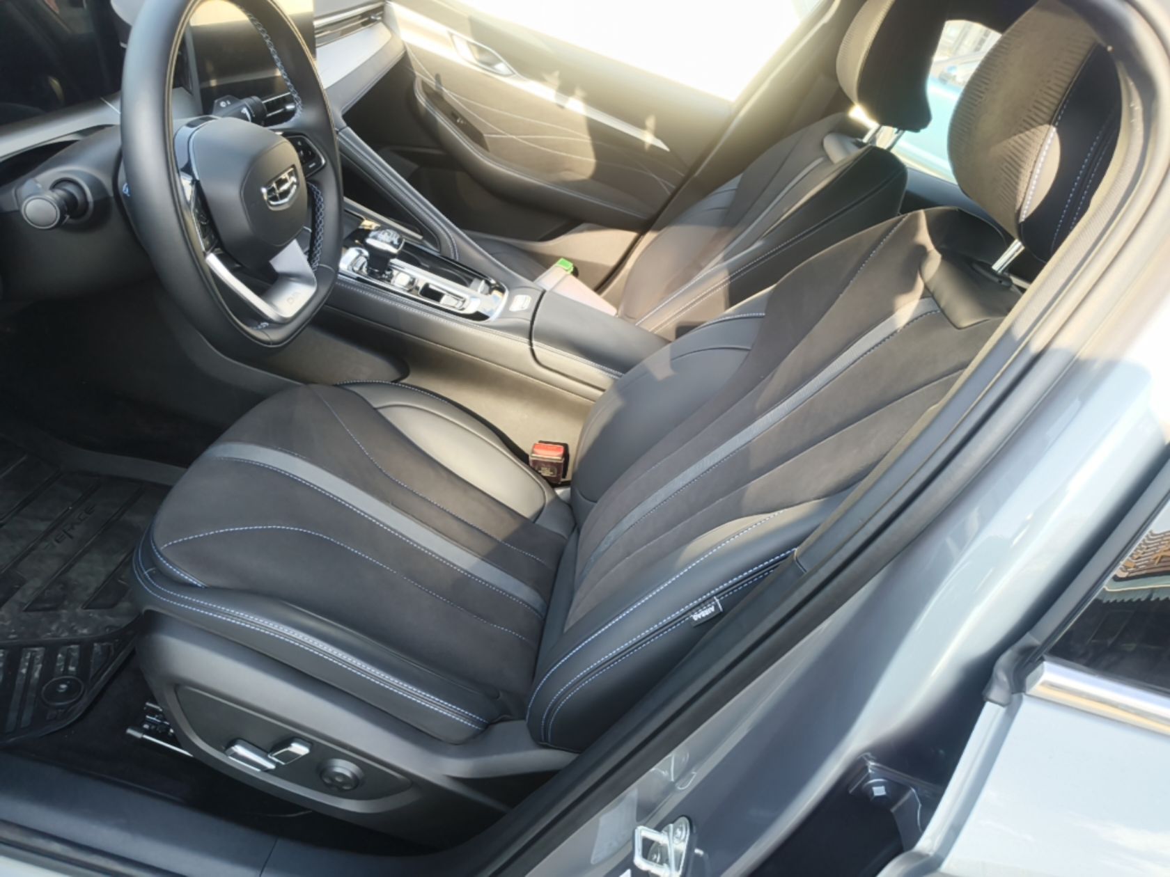 Geely Auto Preface 2026 Model Oriental Yao 2.0TD Wangyue Edition — снимка 17