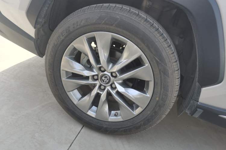 Used Toyota Wildlander 2022 2.0L CVT 4x4 Luxury PLUS Edition
