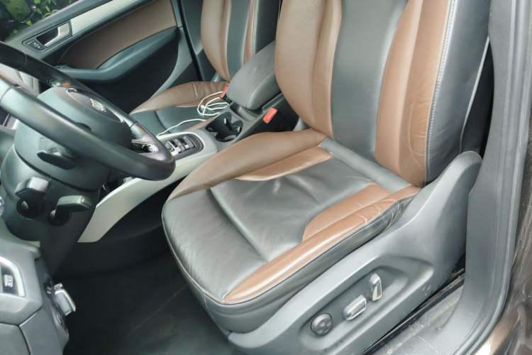 Used Audi Q5 2017 40 TFSI Technology Edition Left Front Seat