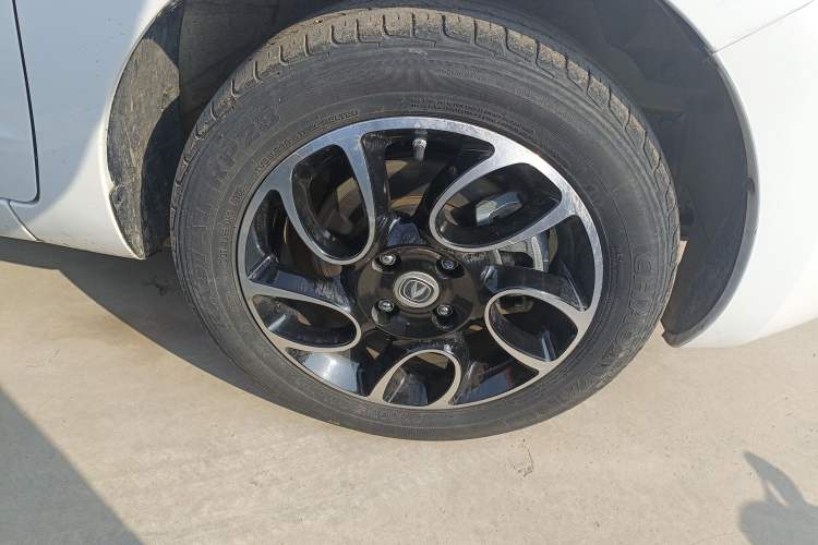 Used Oshan Benni E-Star 2022 Qingxin Edition Colorful Model Lithium Iron Phosphate