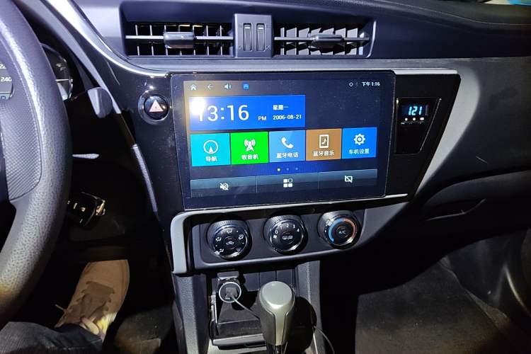 Used Toyota Corolla 2017 Revised Version 1.2T S-CVT GL Audio And AC Panel