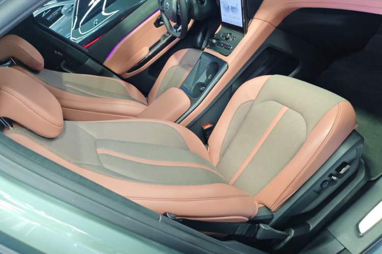 Used Nio EC6 2020 430 km Sport Version
