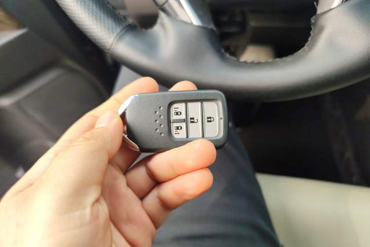 Used Honda Odyssey 2017 2.4L Smart Edition Vehicle Key