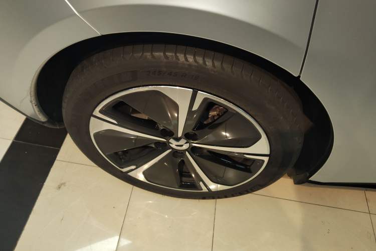 Used Nio ET5 2025 75 kWh