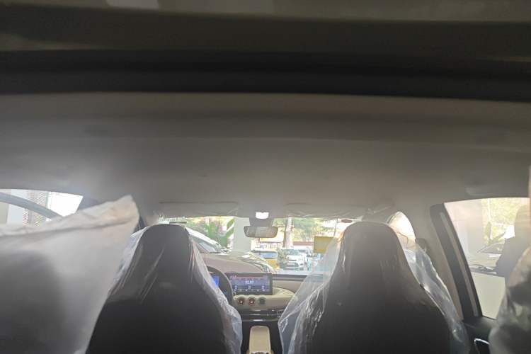 Used Wuling Bingo 2025 333 km Enjoyment Version Headliner