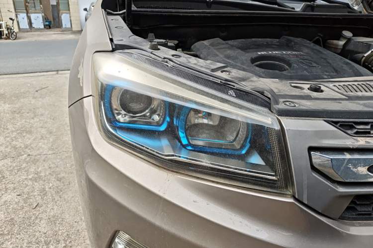 Used Changan CS75 2016 1.8T Automatic Elite Model China V Standard
