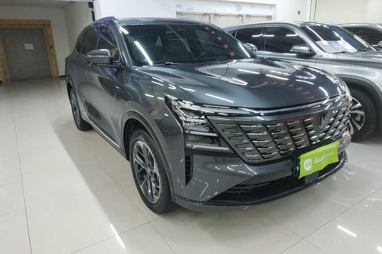 Used Changan CS75 PLUS 2025 4th Generation 1.5T New Blue Whale Smart Flagship Version
