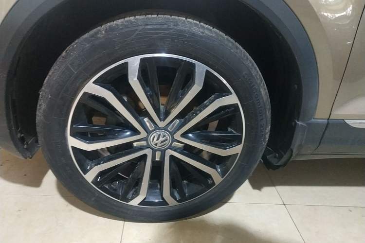 Used Volkswagen T-ROC 2018 280TSI DSG Two-Wheel-Drive Comfort Version China V Standard