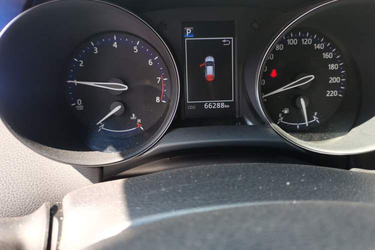 Used Toyota IZOA 2018 2.0L Yichi Edition China V Standard Odometer Close Up