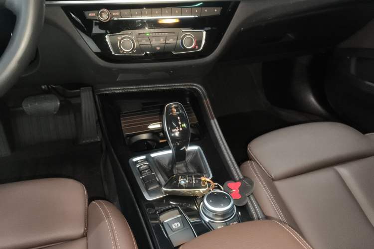 Used BMW 1 Series 2023 120i M Sport Night Edition Gear Lever