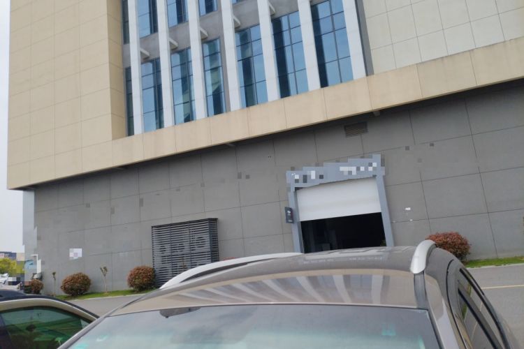 Used JMC Yusheng S350 2013 2.4T Automatic 2WD Diesel Luxury Edition 5 Seats Roof