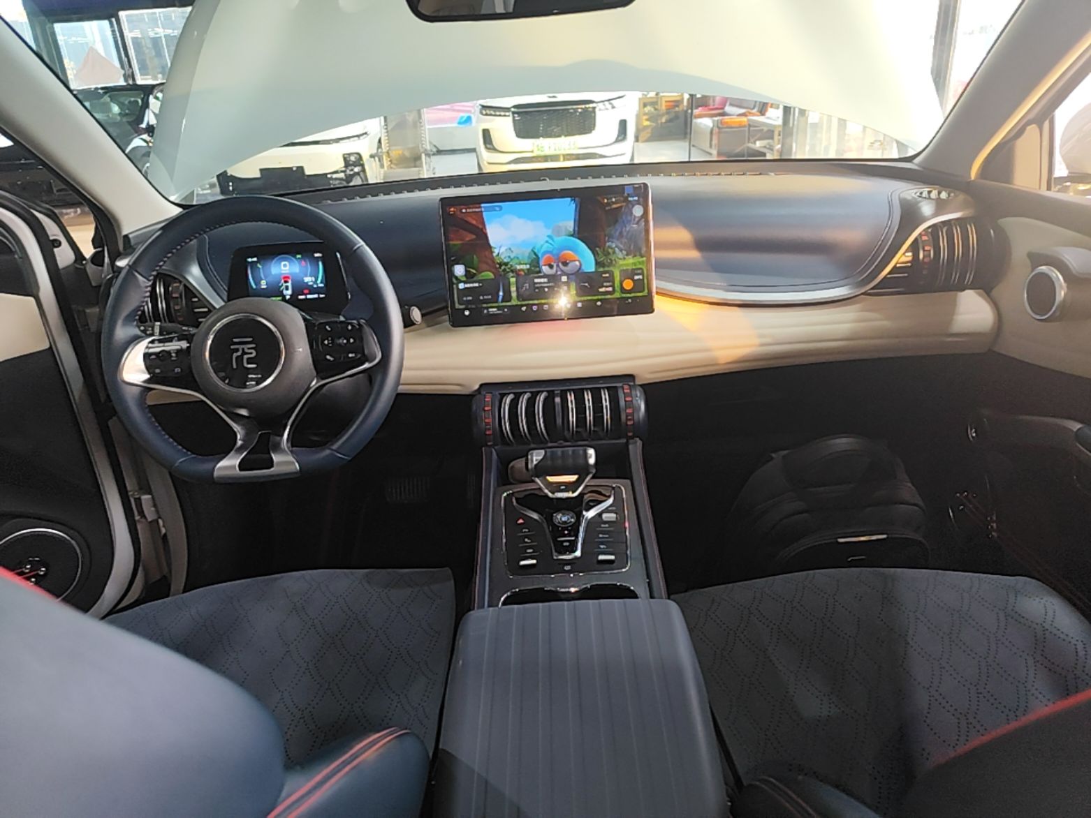BYD Yuan PLUS 2022 510 km Flagship Version — снимка 12
