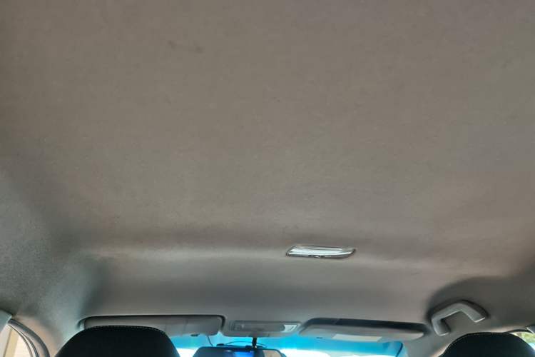 Used Honda Crider 2015 1.8L automatic comfort version Headliner