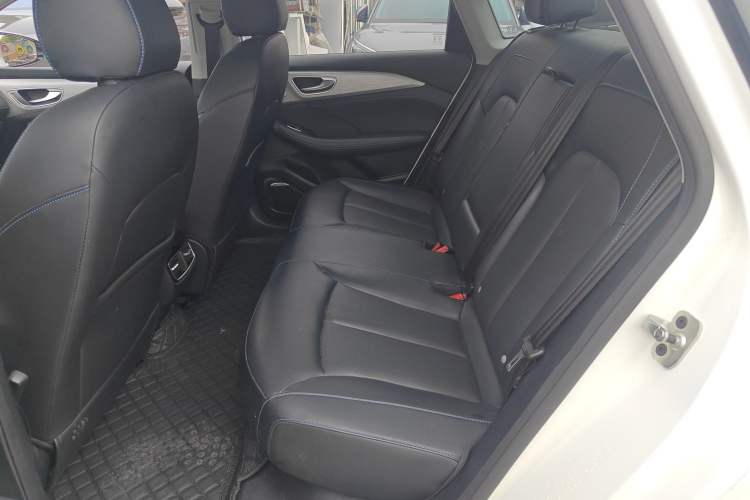 Used Rising ER6 2020 620 km Smart Edition Left Rear Seat