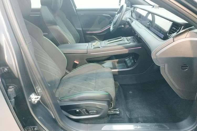 Used VOYAH FREE 2025 318 318 km Rear-Drive Touring Edition
