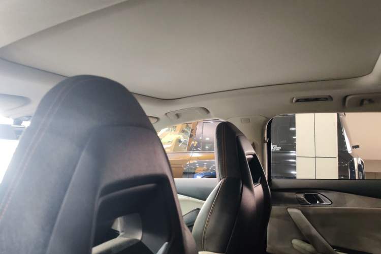 Used Lynk & Co 06 EM-P 2020 PHEV Plus