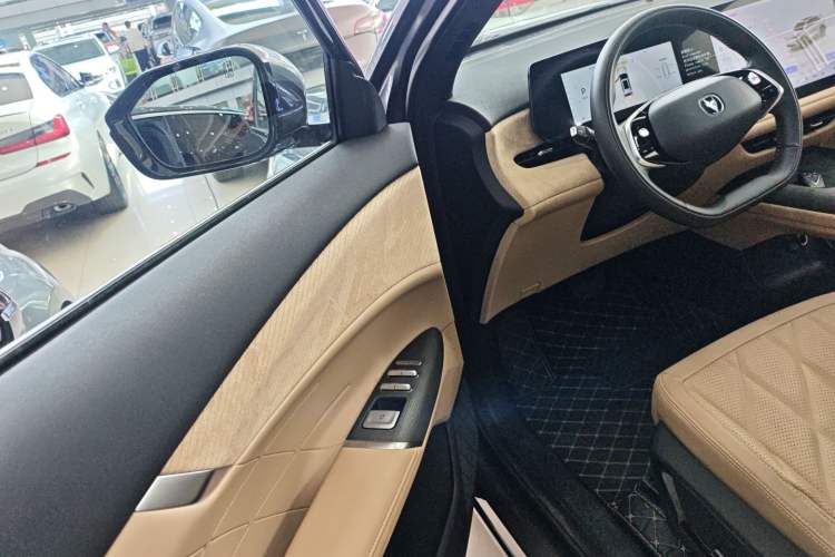 Used Changan CS75 PLUS 2025 4th Generation 1.5T New Blue Whale Smart Luxury Edition