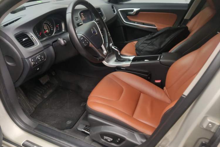 Used Volvo S60 2017 S60L T3 Smart Upgrade Edition
