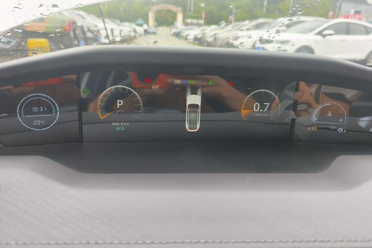 Used Changan UNI-V 2025 1.5T 500Bar High-Energy Version