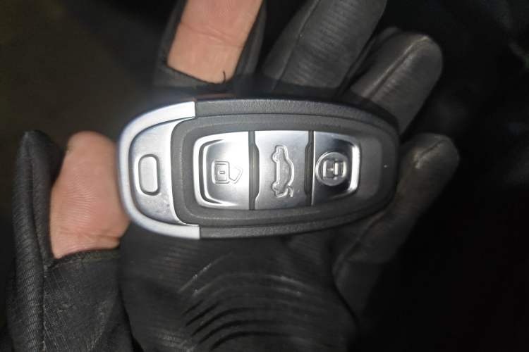 Used Hongqi E-QM5 2023 560km PLUS
