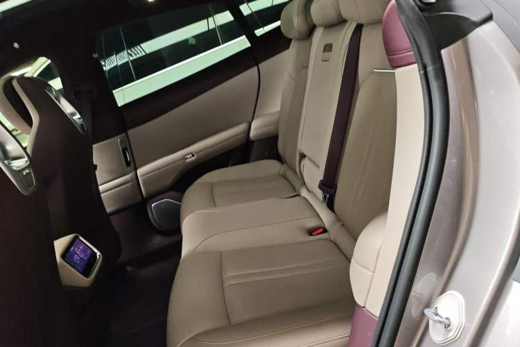 Used Xiaomi Auto YU7 2025 Ultra-Long Range Rear-Wheel Drive Version