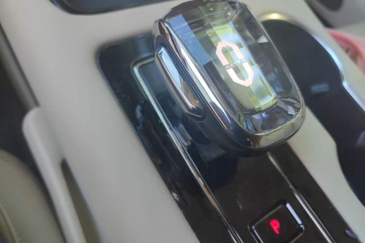 Used Hima AITO M5 2022 Pure Electric All-Wheel-Drive Performance Edition Gear Lever