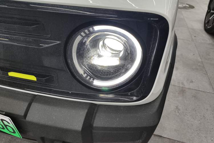 Used Geely Galaxy Panda 2025 210km Panda Rider Left Front Headlight