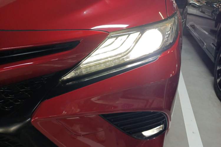 Used Toyota Camry 2018 2.0S FENGSHANG Edition Left Front Headlight