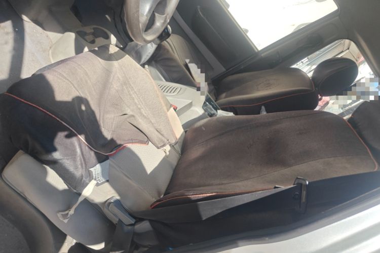 Used FORTHING Lingzhi 2015 M3 1.6L 7-Seater Comfort Model