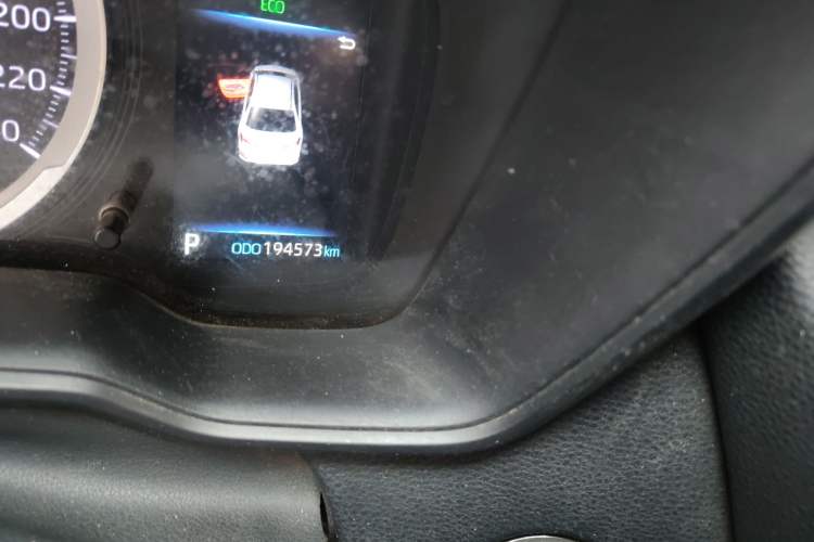 Used Toyota Corolla 2021 Dual-Engine 1.8L E-CVT Pioneer Edition Odometer Close Up