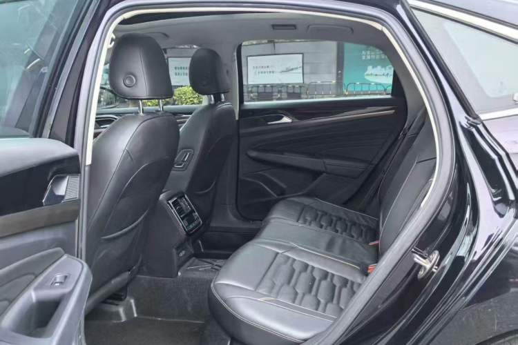 Used Volkswagen Passat New Energy 2020 430 PHEV Hybrid Elite Edition China VI Standard
