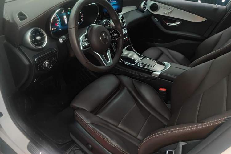 Used Mercedes-Benz GLC 2021 GLC 260 L 4MATIC Dynamic Edition Left Front Seat