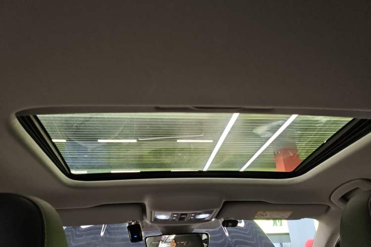 Used Volkswagen Lavida 2024 300TSI DSG Starry Sky Deluxe Edition Headliner