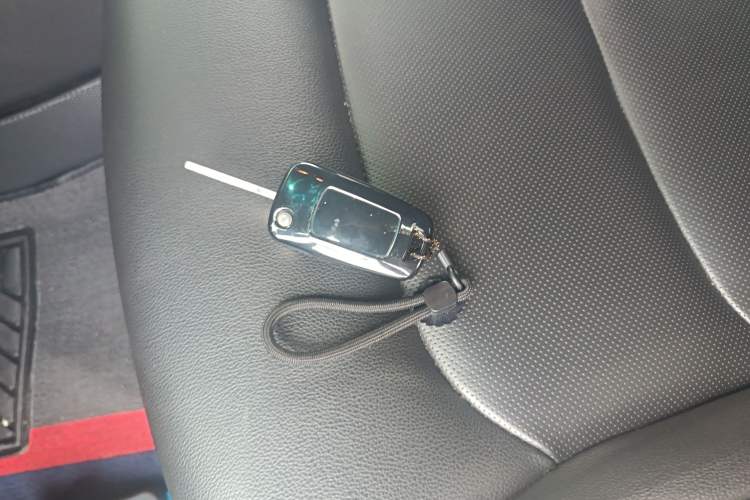 Used Chevrolet Monza 2020 Light Hybrid RS 330T Automatic Comfort Edition Vehicle Key