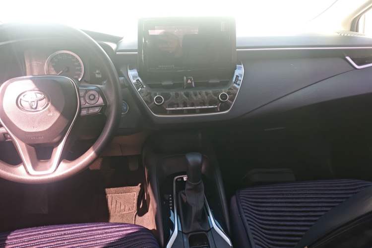 Used Toyota Corolla 2021 Dual-Engine 1.8L E-CVT Pioneer Edition
