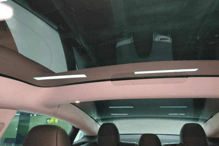 Used Tesla Model 3 2023 Rear-Wheel-Drive Version