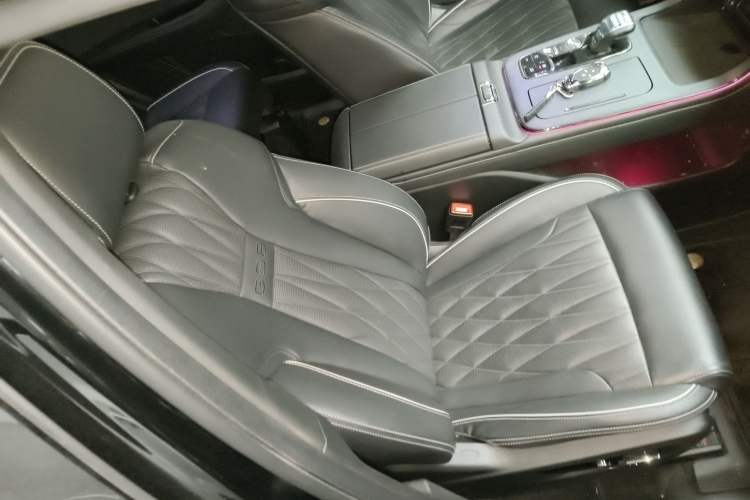 Used GAC Trumpchi GS8 2022 Dual-Engine Series 2.0TM Two-Wheel Drive Prestige Edition (7 Seats)